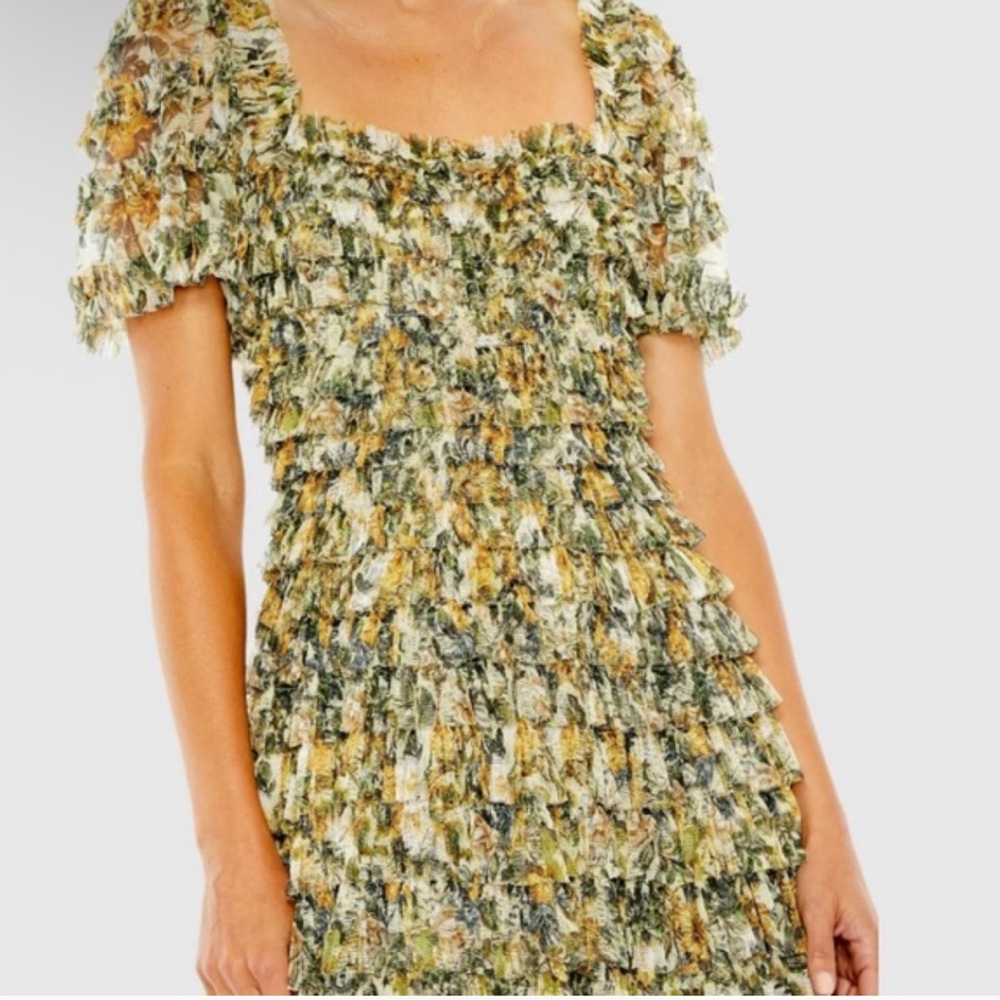 Mac Duggal Green and Yellow Puff Sleeve Mini Dress